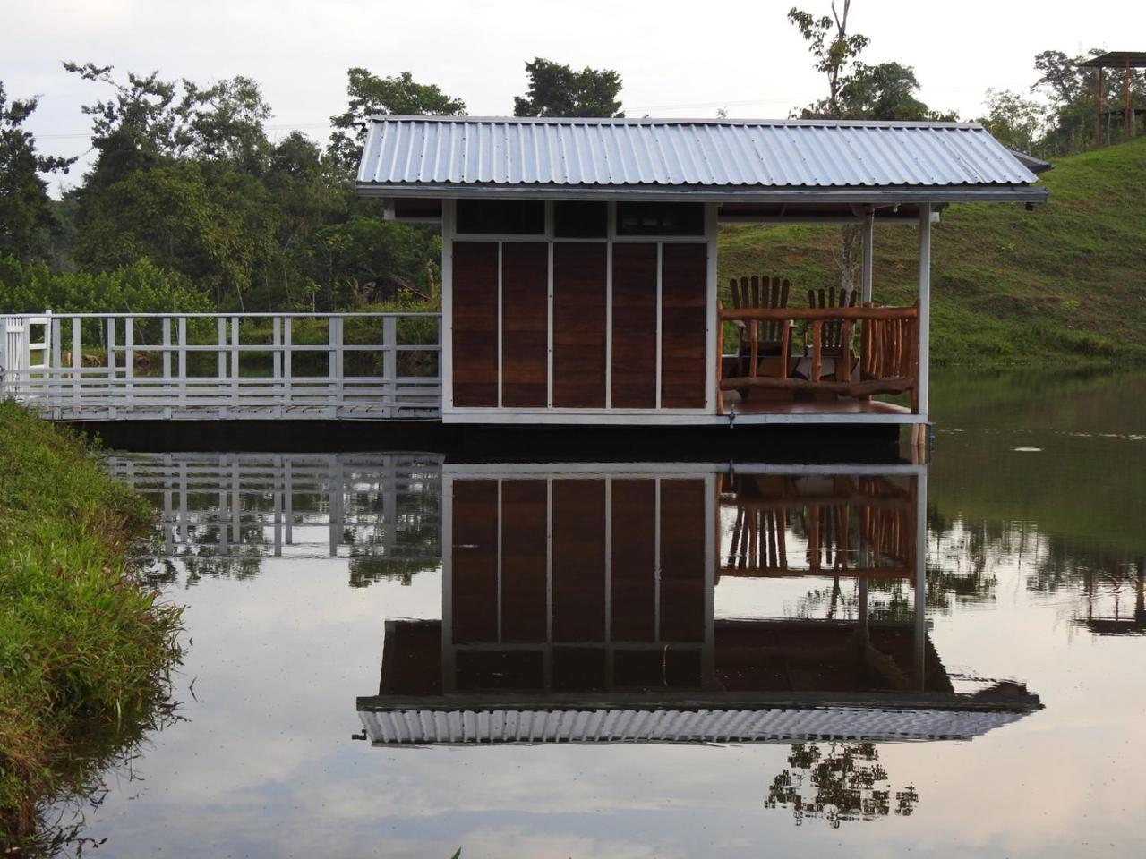 Hilamito Lodge Tela Exteriér fotografie